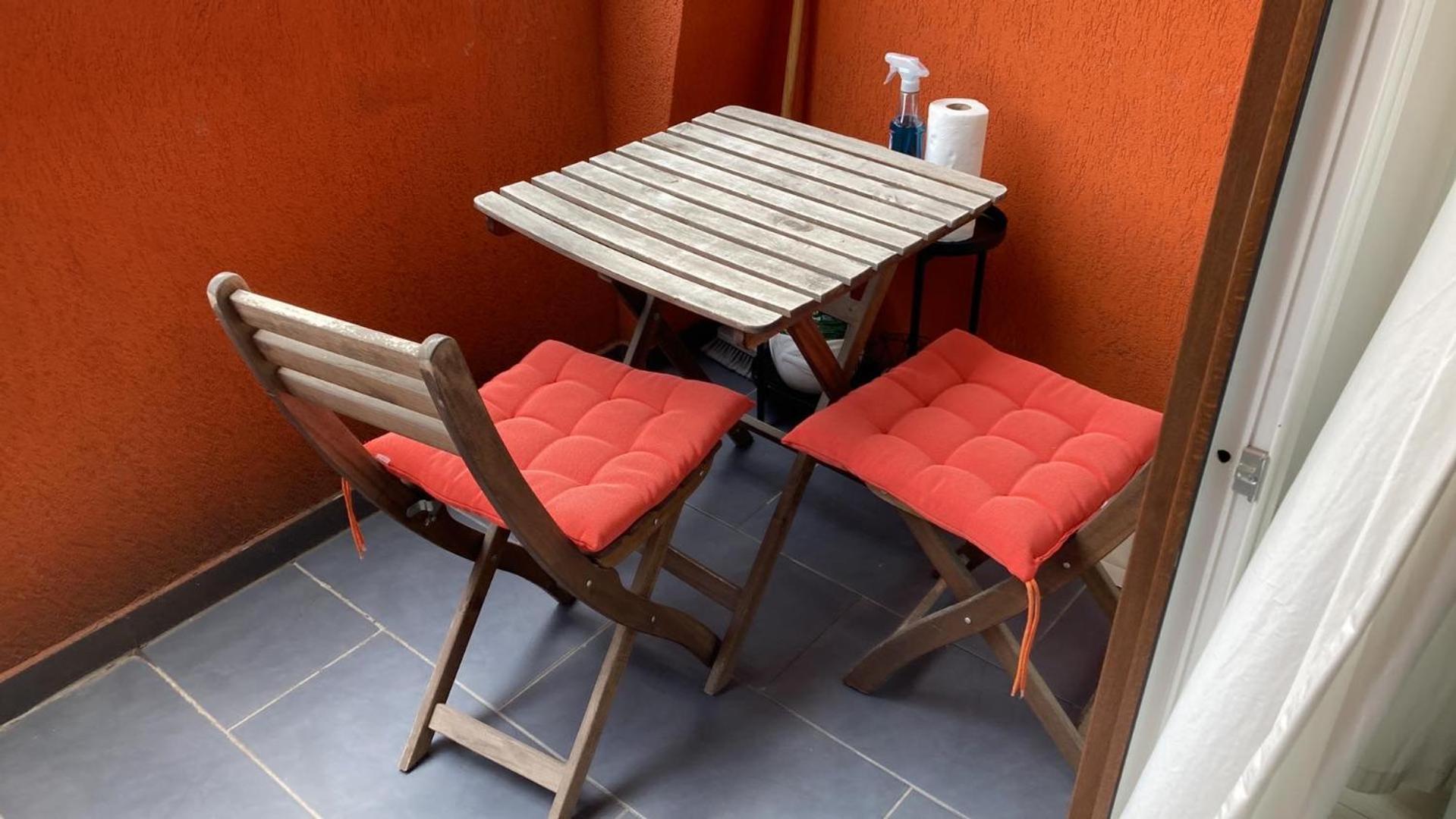 Apartment Trendy In The Heart Of The With Balcony *